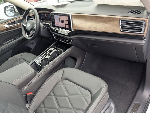 New 2026 Volkswagen Atlas SE image 38