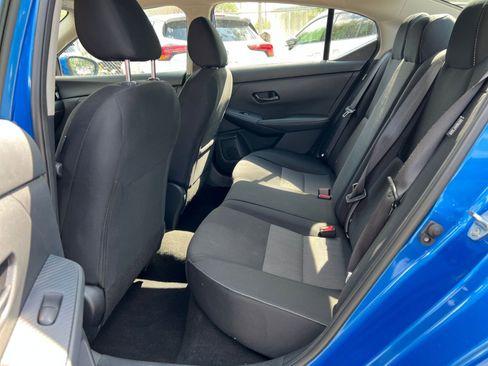 Used 2025 Nissan Sentra SV FWD image 38