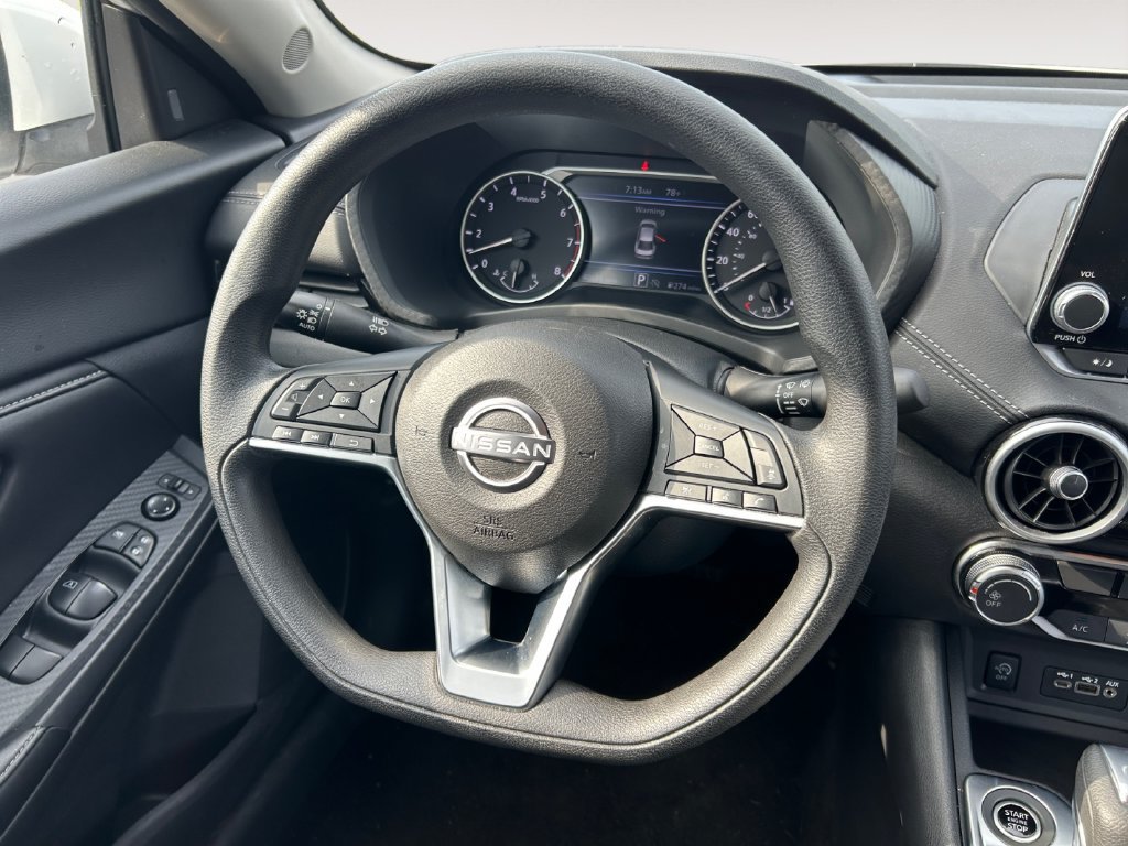 Used 2025 Nissan Sentra SV FWD image 12