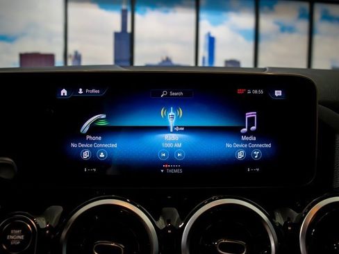 Certified 2021 Mercedes-Benz GLA 250 4MATIC image 19