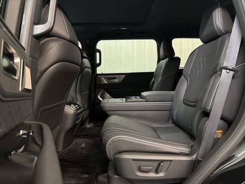 Certified 2026 INFINITI QX80 Autograph w/ Autograph Exterior Package image 33