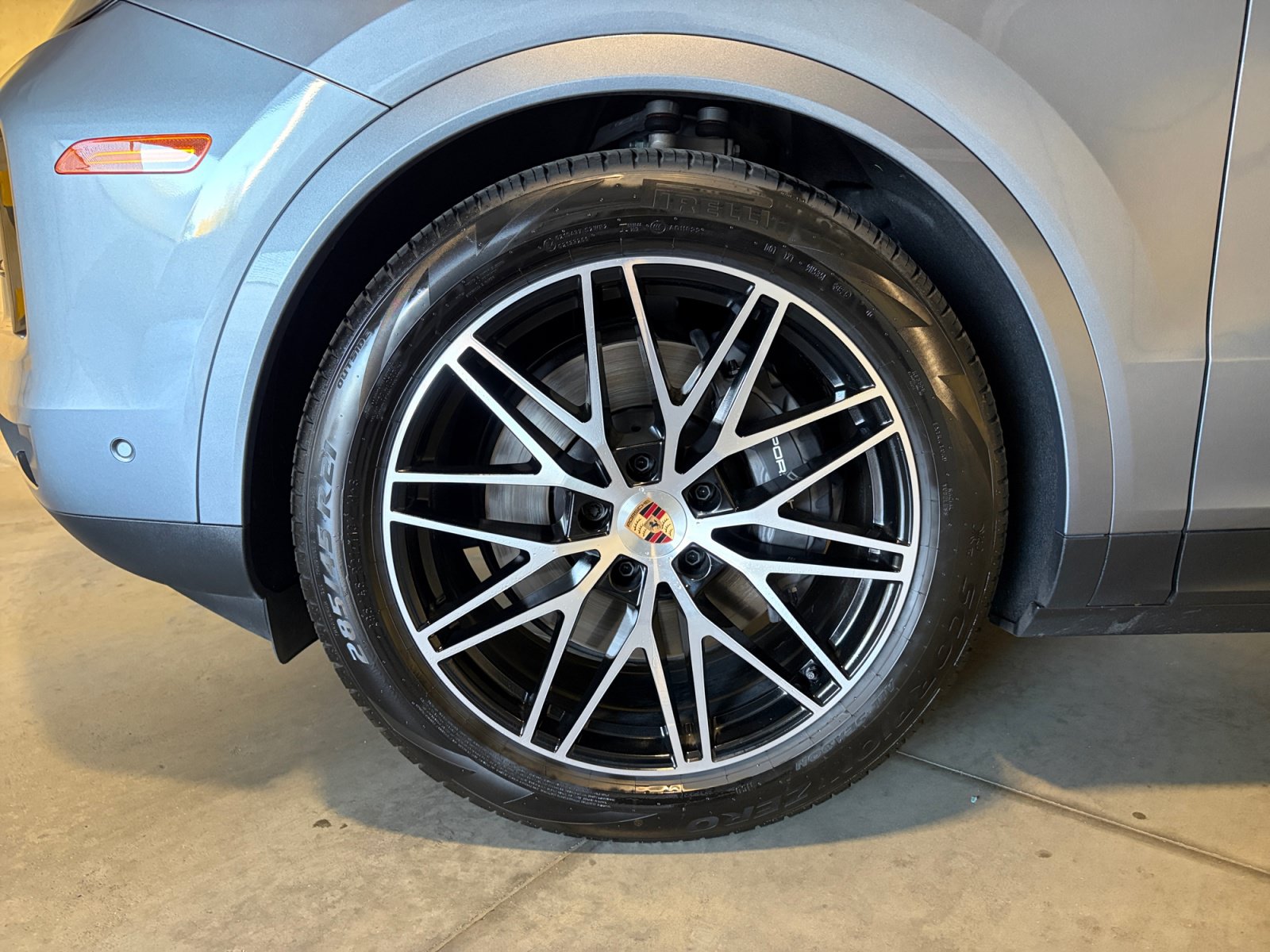 Certified 2026 Porsche Cayenne AWD/4WD image 18