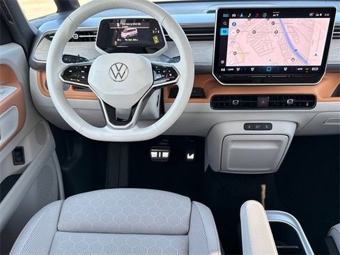 New 2025 Volkswagen ID. Buzz Pro S Plus image 30