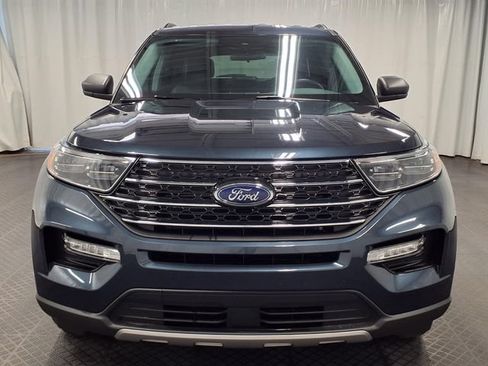 Certified 2023 Ford Explorer XLT w/ Equipment Group 202A AWD/4WD image 5