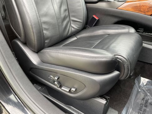 Used 2016 Lincoln MKX Reserve w/ Luxury Package AWD/4WD image 22
