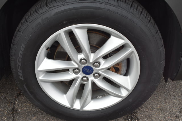 Used 2016 Ford Edge SEL w/ Equipment Group 201A AWD/4WD image 49