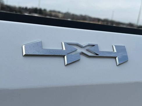 Certified 2023 GMC Sierra 1500 Elevation image 37