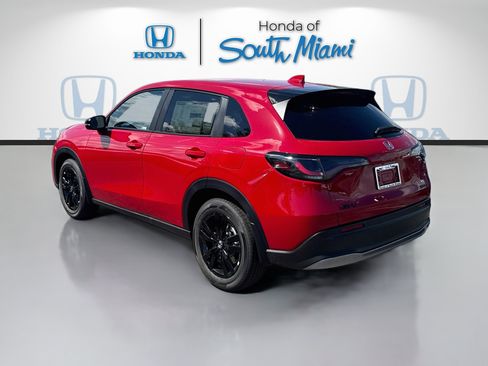 Certified 2026 Honda HR-V Sport image 4