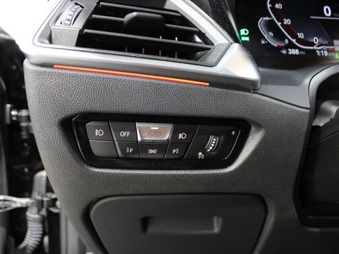 Used 2021 BMW 330i xDrive Sedan w/ M Sport Package image 8