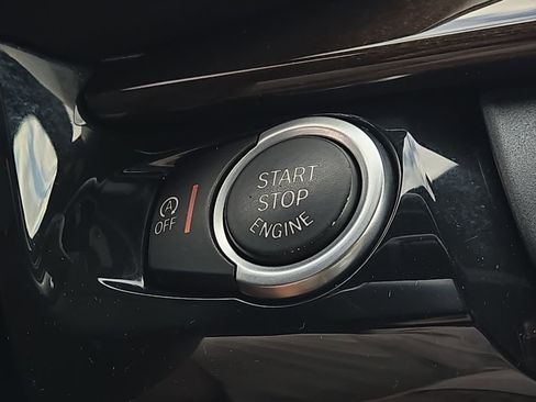 Used 2018 BMW X5 sDrive35i image 16