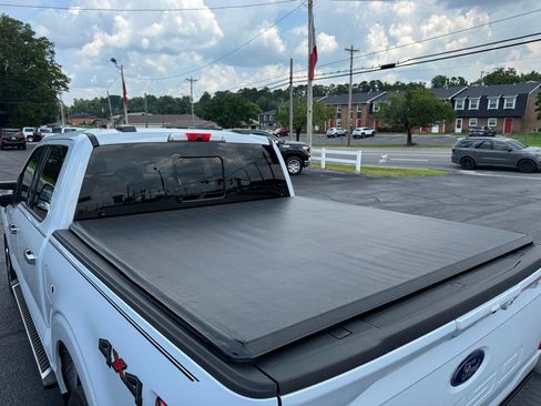Used 2022 Ford F150 XLT w/ Equipment Group 302A High AWD/4WD image 10