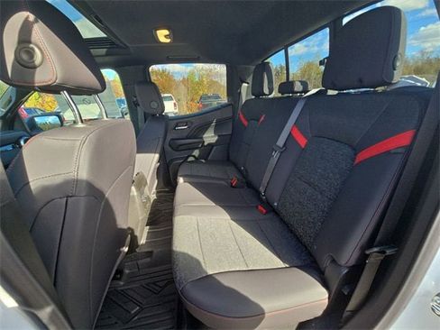 New 2025 Chevrolet Colorado Z71 w/ Technology Package image 26