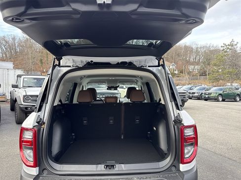 Used 2025 Ford Bronco Sport Outer Banks w/ Outer Banks Tech Package+ image 28