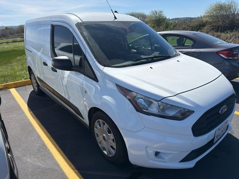 Used 2020 Ford Transit Connect XLT image 2