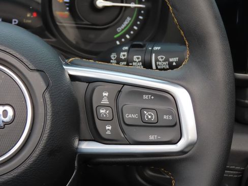 Used 2024 Jeep Wrangler High Altitude image 53