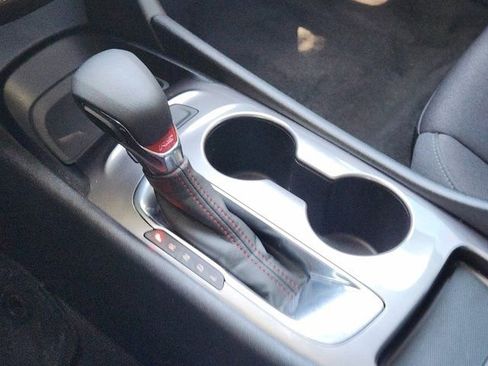 Used 2021 Chevrolet Malibu RS image 22