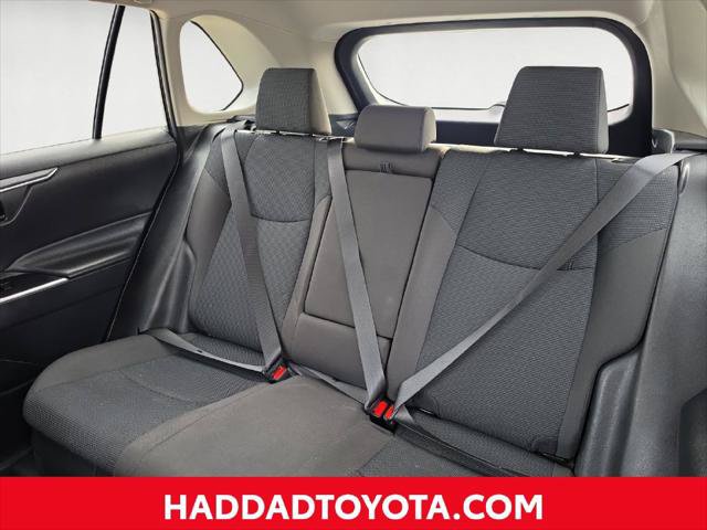 Certified 2024 Toyota RAV4 LE AWD/4WD image 15