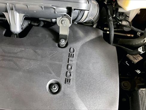 Used 2018 Buick Envision Essence image 32