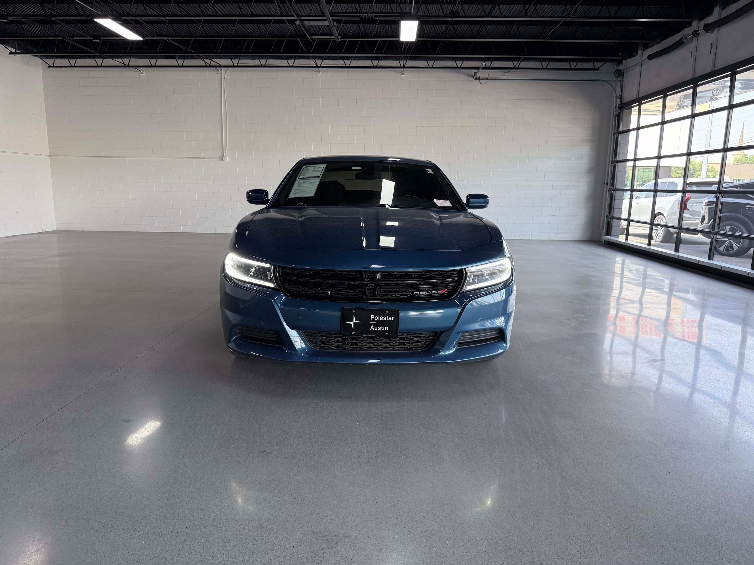 Used 2022 Dodge Charger SXT RWD image 9
