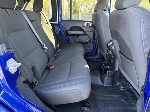 Used 2020 Jeep Wrangler Unlimited Sahara w/ Dual Top Group image 24