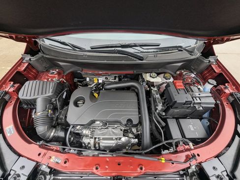 New 2026 Chevrolet Equinox ACTIV w/ LPO, Floor Liner Package image 11