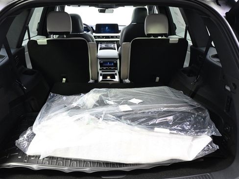 New 2026 Lincoln Aviator Black Label w/ Jet Appearance Package image 19