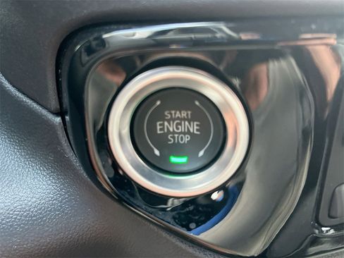 New 2025 GMC Sierra 1500 SLE w/ Max Trailering Package image 26