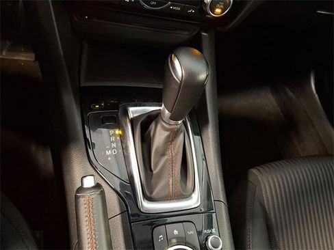 Used 2014 MAZDA MAZDA3 i Touring w/ Technology Package image 15