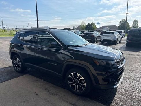 Used 2023 Jeep Compass Limited AWD/4WD image 9