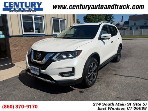 Used 2018 Nissan Rogue SL w/ Premium Package AWD/4WD image 1