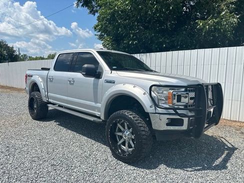 Used 2018 Ford F150 XLT w/ Equipment Group 302A Luxury AWD/4WD image 7