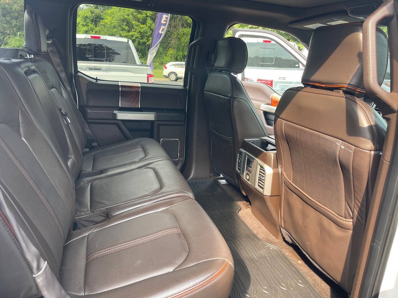 Used 2016 Ford F150 King Ranch w/ Equipment Group 601A Luxury AWD/4WD image 31