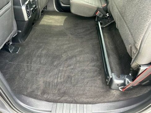 Used 2018 Ford F150 XLT w/ Equipment Group 302A Luxury AWD/4WD image 43
