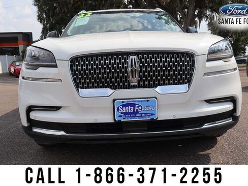 Used 2022 Lincoln Aviator 2WD w/ Elements Package image 9