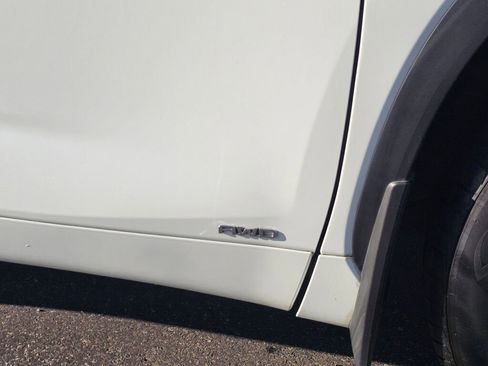 Used 2020 Toyota Highlander XLE image 10