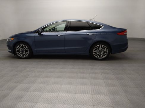 Used 2018 Ford Fusion SE w/ Fusion SE Technology Package FWD image 3
