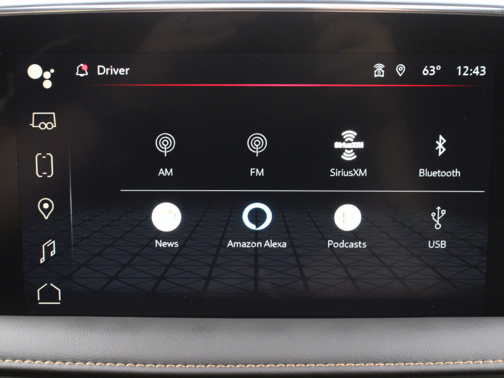 Used 2024 GMC Yukon AT4 w/ Technology Package AWD/4WD image 30