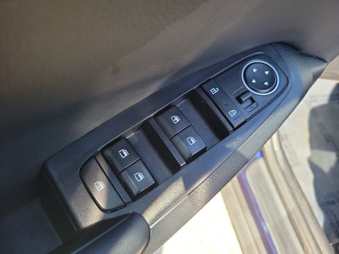 Used 2023 Kia Seltos S FWD image 23