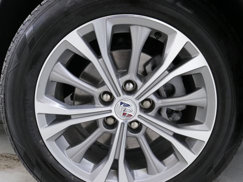 Used 2023 Buick Envision Preferred image 33