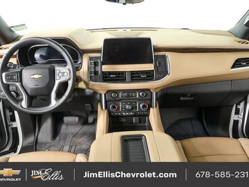 Used 2023 Chevrolet Tahoe Premier image 17