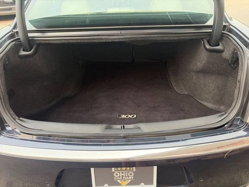 Used 2017 Chrysler 300 C w/ Safetytec Plus Group AWD/4WD image 13