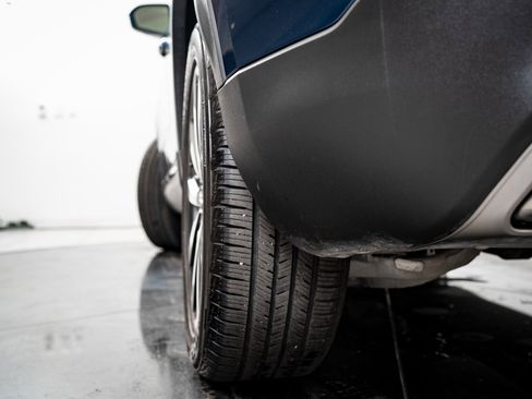 Used 2019 Lincoln Nautilus Select image 42