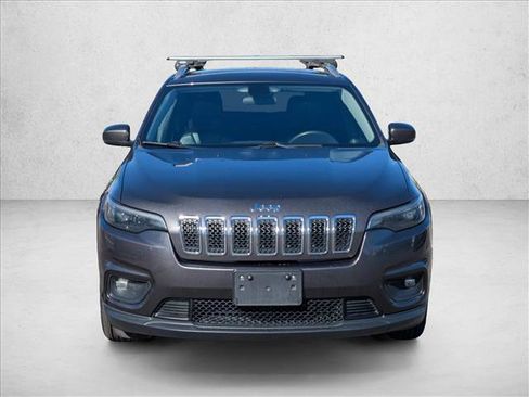 Used 2020 Jeep Cherokee Latitude Plus image 2
