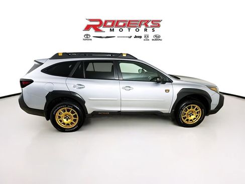 Used 2024 Subaru Outback Wilderness w/ Wilderness Package image 8