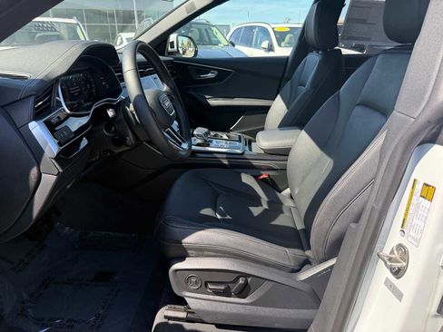 New 2025 Audi Q8 Premium Plus image 22