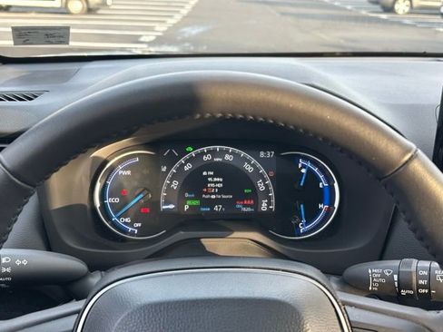 Used 2025 Toyota RAV4 XSE image 23