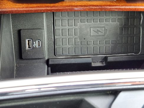 Used 2020 Ford F250 King Ranch w/ FX4 Off-Road Package image 20