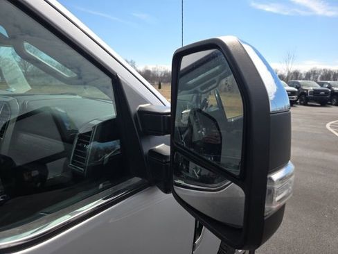 Used 2018 Ford F250 Platinum w/ Platinum Ultimate Package image 4