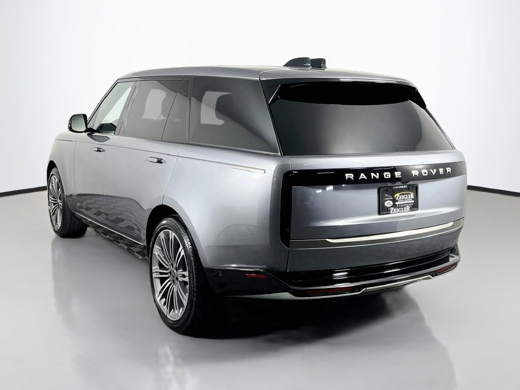 Used 2025 Land Rover Range Rover Long Wheelbase SE AWD/4WD image 7