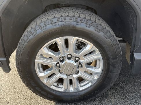 Used 2023 GMC Sierra 2500 Denali image 19